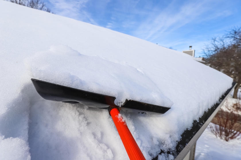 How to Remove Snow from Roofs & Trees